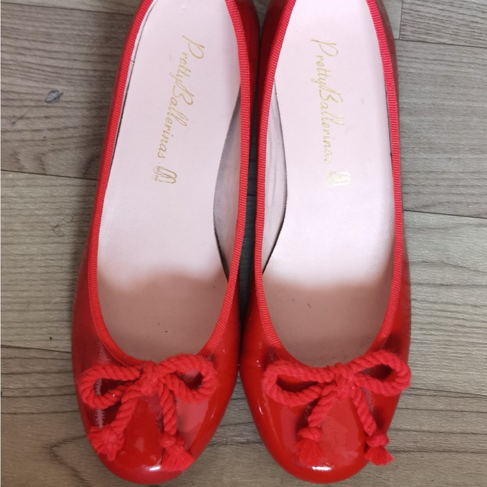 Pretty Ballerinas Red Ballet Flats